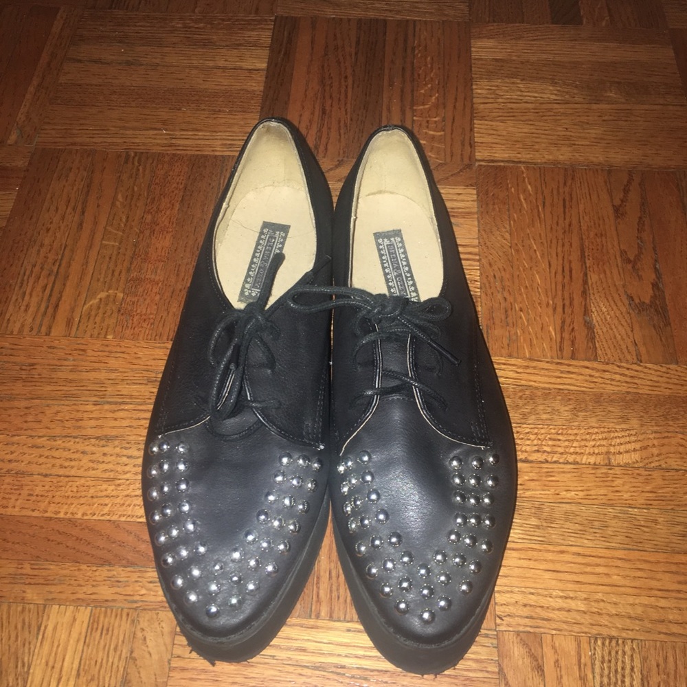 Deena & Ozzy Black Studded Pointed Toe Creepers